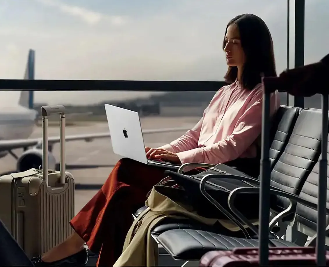 Magic Keyboard с Touch ID и камера Center Stage на MacBook Pro 14