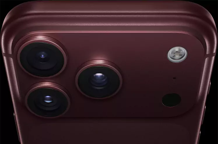 Система камер iPhone 18 Pro Max: три модуля 48 Мп с переменной диафрагмой
